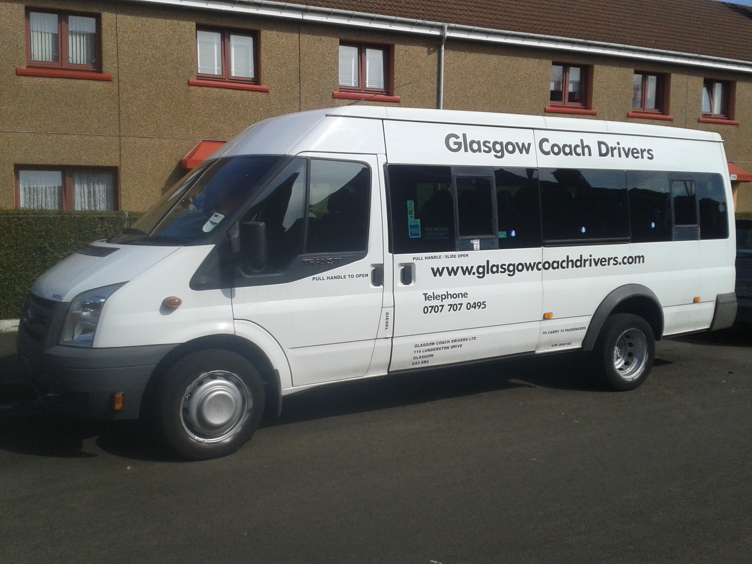 Glasgow minibus hire